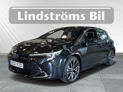 begagnad Toyota Corolla Hybrid Corolla Verso1,8 5D EXECUTIVE 2023, Kombi