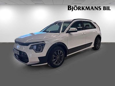 Begagnad Kia e-Niro 150 kW (204 HK) 2022 Vit SUV