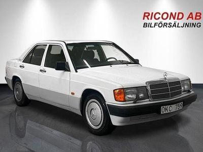 Vit Begagnad 1990 Mercedes 190 Sedan | 39 900 kr