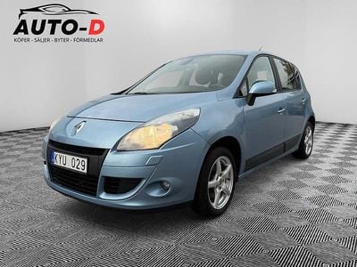 Begagnad Renault Scénic III 110 HK (80 kW) 2010 Ljusblå Minibuss