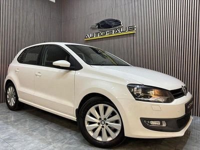 Vit Begagnad 2011 VW Polo Halvkombi | 99 900 kr (Lite dyr)