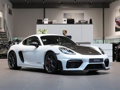 Porsche 718 Cayman GT4