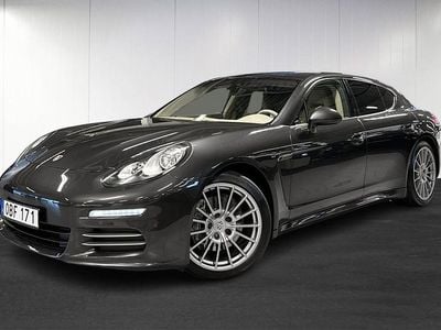 Porsche Panamera 4