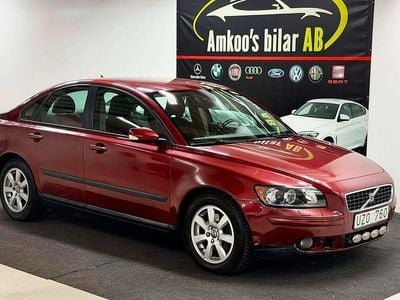 Röd Begagnad 2004 Volvo S40 Sedan | 14 900 kr (Superpris)