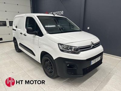 Vit Begagnad 2020 Citroën Berlingo Minibuss | 134 900 kr (Marknadspris)