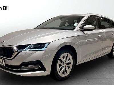 Silver Begagnad 2023 Skoda Octavia Kombi | 299 900 kr