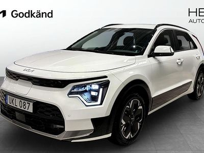 Vit (white) Begagnad 2022 Kia e-Niro SUV | 319 000 kr (Marknadspris)