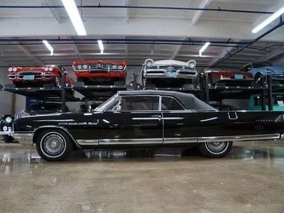 Begagnad Buick Electra 225 224 HK (164 kW) 1964 Svart Cab