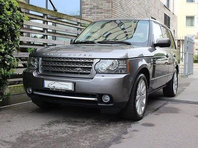 Grå Begagnad 2011 Land Rover Range Rover Vogue SUV | 285 000 kr (Marknadspris)