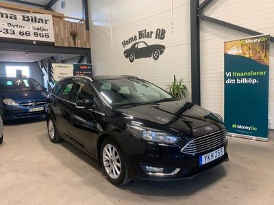 begagnad Ford Focus Kombi 1.0 EcoBoost Manuell-Ny Servad-Låg mil