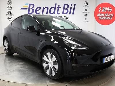 Begagnad Tesla Model Y Long Range AWD 378 kW (514 HK) 2023 Svart SUV