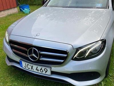 Mercedes E220