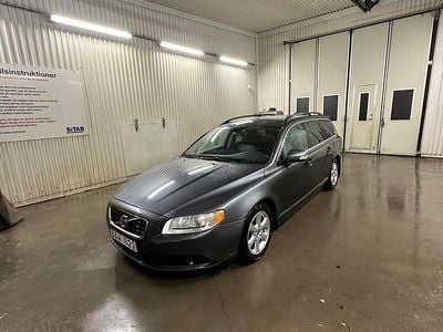 Begagnad 2010 Volvo V70 Kombi | 42 000 kr (Marknadspris)