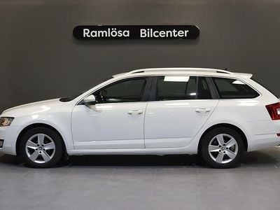 Vit Begagnad 2014 Skoda Octavia Ambition Kombi | 66 900 kr (Bra pris)