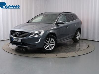 Grå Begagnad 2016 Volvo XC60 Momentum SUV | 229 800 kr (Marknadspris)