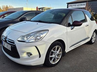 Vit Begagnad 2011 Citroën DS3 Halvkombi | 44 900 kr (Marknadspris)