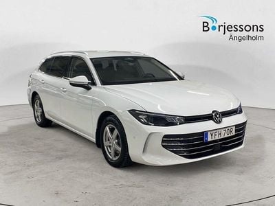 Begagnad VW Passat 151 HK (111 kW) 2024 Vit Kombi