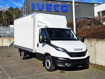 begagnad Iveco Daily 3.5t 2.3 JTD 156hk BOX/LIFT 3.990/mån SNABB LEV