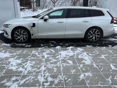 Begagnad Volvo V60 340 HK (250 kW) 2021 Kombi