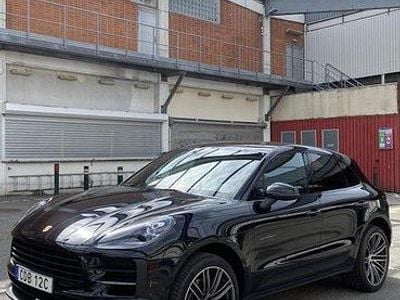 Svart Begagnad 2019 Porsche Macan SUV | 520 000 kr (Dyr)