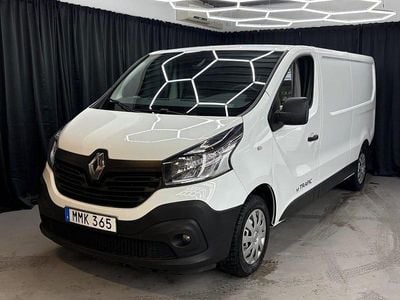 Vit Begagnad 2018 Renault Trafic Minibuss | 129 900 kr (Superpris)