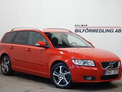 Begagnad Volvo V50 Momentum 150 HK (110 kW) 2012 Röd Kombi