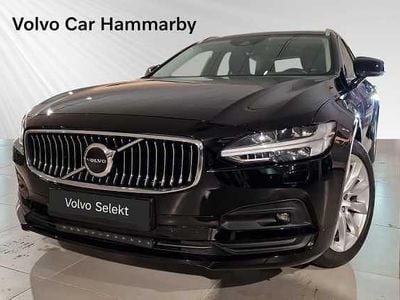 Svart Begagnad 2020 Volvo V90 Momentum Kombi | 308 900 kr (Marknadspris)