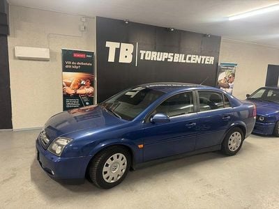 Begagnad Opel Vectra 147 HK (108 kW) 2002 Blå Sedan
