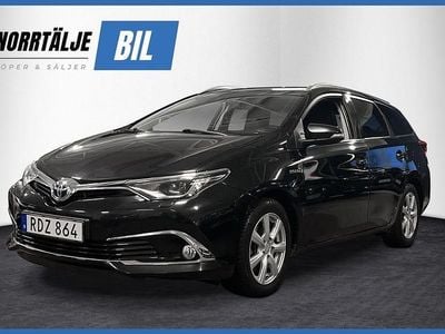 Svart Begagnad 2016 Toyota Auris Touring Sports Executive Kombi | 144 900 kr (Marknadspris)