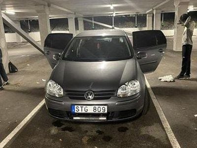 VW Golf V