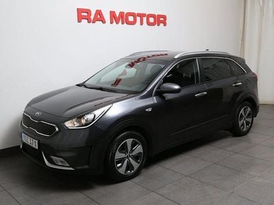 Begagnad Kia Niro Advance 141 HK (103 kW) 2017 Grå (platinum graphite metallic) SUV