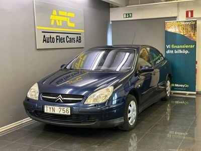 Mörkblå Begagnad 2003 Citroën C5 Halvkombi | 14 900 kr