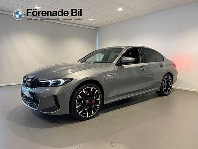 Grå Begagnad 2024 BMW 330e M Sport Sedan | 559 000 kr (Dyr)