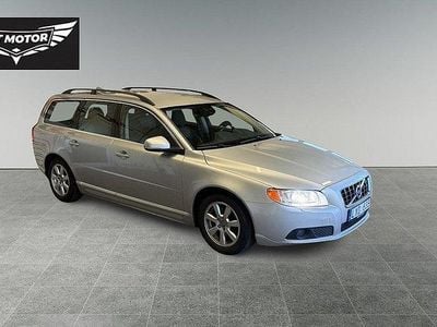 Ljusgrå Begagnad 2011 Volvo V70 Momentum Kombi | 44 900 kr (Bra pris)
