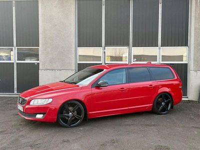 Röd Begagnad 2014 Volvo V70 Dynamic Kombi | 149 900 kr (Lite dyr)
