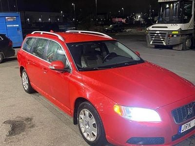 Begagnad 2009 Volvo V70 Kombi | 41 000 kr (Marknadspris)