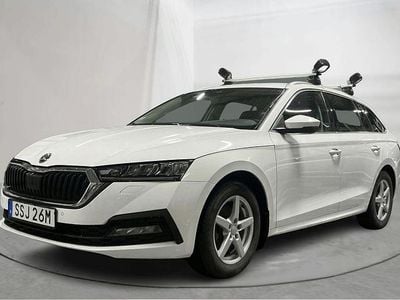 Vit Begagnad 2022 Skoda Octavia Kombi | 165 000 kr (Superpris)