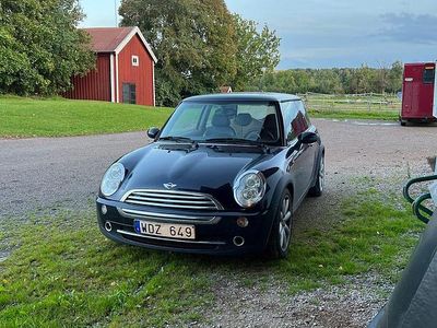 Begagnad 2005 Mini Cooper Halvkombi | 30 000 kr (Bra pris)