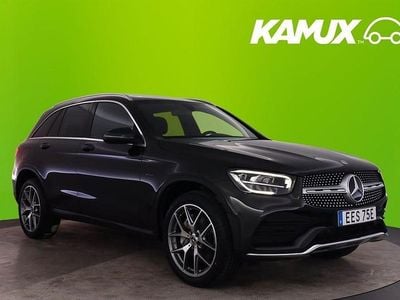 Grå Begagnad 2021 Mercedes GLC300 AMG SUV | 414 800 kr (Bra pris)