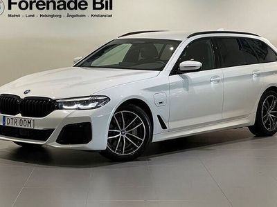 begagnad BMW 530 535 e xDrive Touring M Sport Aut Nav HiFi Drag 6 2023, Kombi