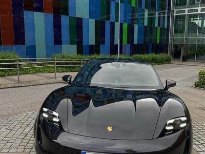 Porsche Taycan 4S