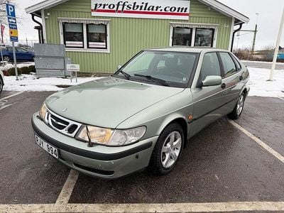 Ljusgrön Begagnad 1999 Saab 9-3 Halvkombi | 15 900 kr (Marknadspris)