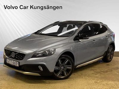 Silver Begagnad 2015 Volvo V40 Summum Halvkombi | 189 800 kr (Lite dyr)