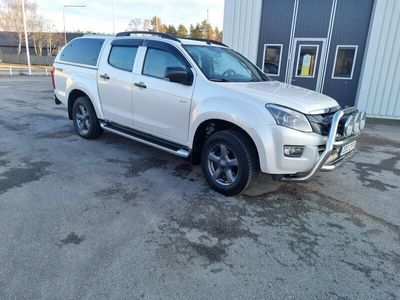 begagnad Isuzu D-Max Crew Cab 2.5 4WD Euro 5