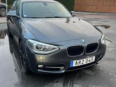 Begagnad 2015 BMW 116 Halvkombi | 122 499 kr