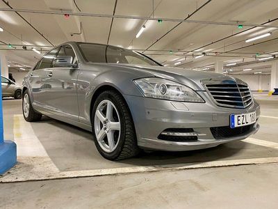 Palladium silver metallic paint Begagnad 2011 Mercedes S500L Sedan | 239 000 kr