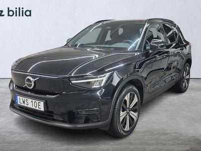 Svart Begagnad 2022 Volvo XC40 Core SUV | 329 900 kr