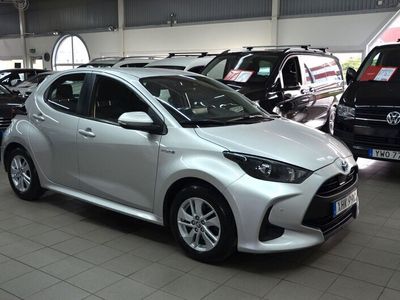 begagnad Toyota Yaris Hybrid CVT (116hk) Årsskatt: 360kr