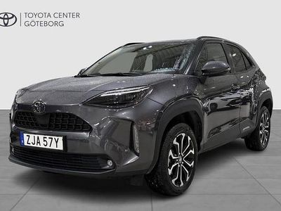 Mörkgrå Begagnad 2024 Toyota Yaris Cross Active SUV | 294 900 kr (Marknadspris)