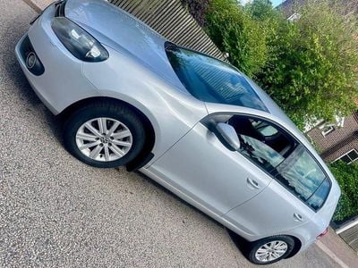 Begagnad VW Golf VI 102 HK (75 kW) 2011 Halvkombi